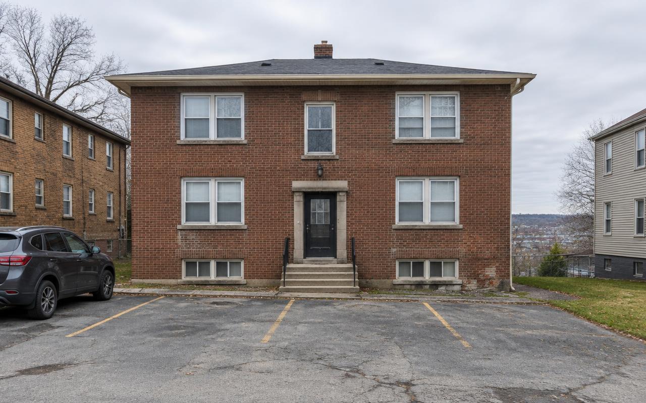 Exterior of 615 Jefferson Street
