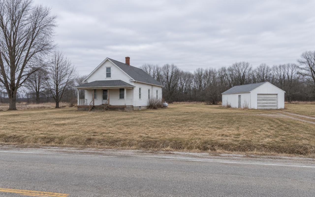 Exterior of 1920 Prairie Road